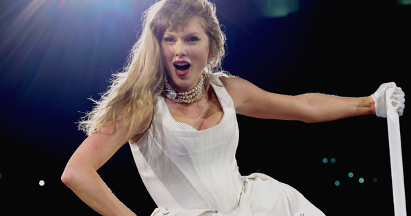 Taylor Swift użyła AI w promocji albumu i straciła followersów - prawda czy mit?